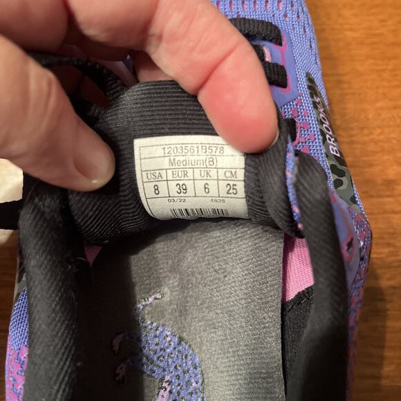 Brooks Ghost 14 Womens Size 8 Purple Leopard Athletic Running Shoes - Picture 4 of 5